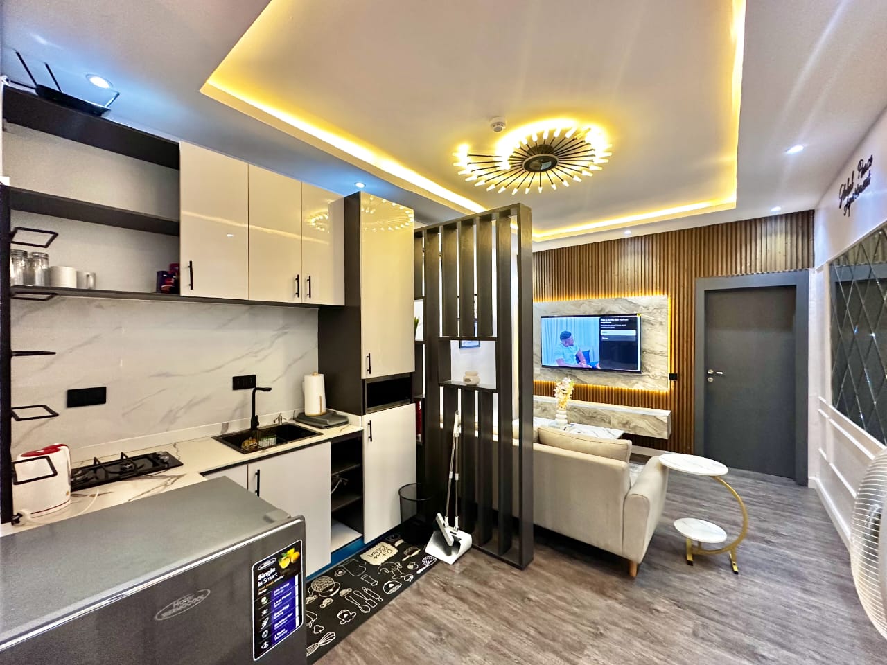 A closer look at Peaceful Apartment Life